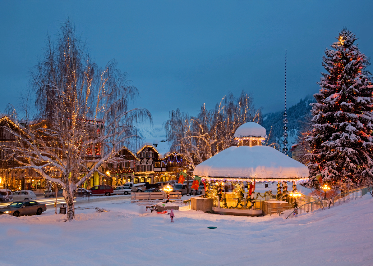 Downtown Leavenworth, WA at Night