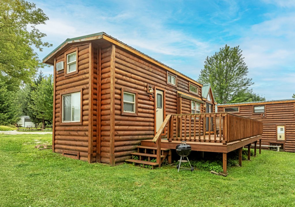 Glamping Cabin at Lakeland Campground